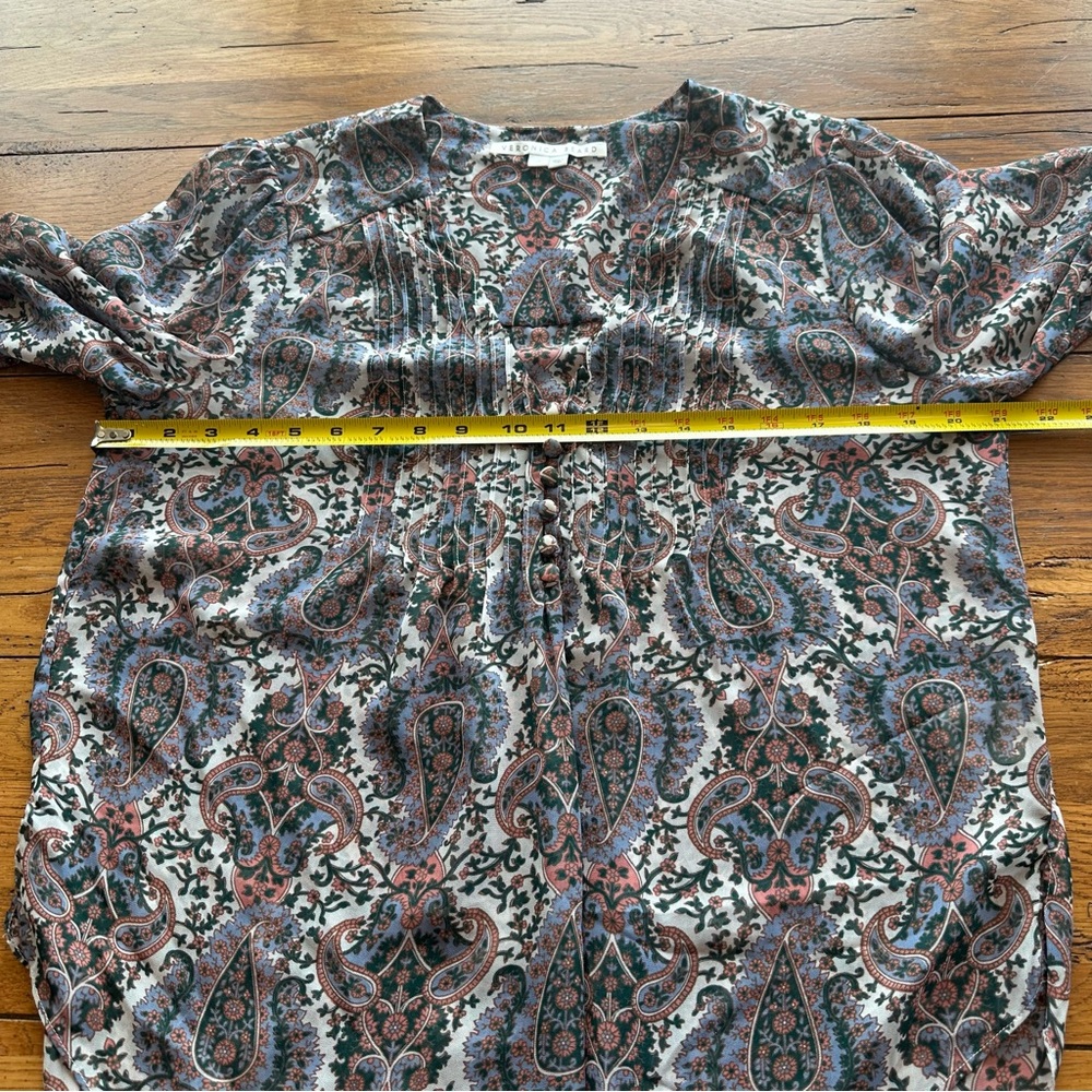 Veronica Beard Lowell Paisley Pin Tuck Long Sleeve Sheer Blouse Size 12 EUC - Picture 5 of 14